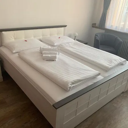 Brauhaus Zur Krone 酒店 贝格海姆